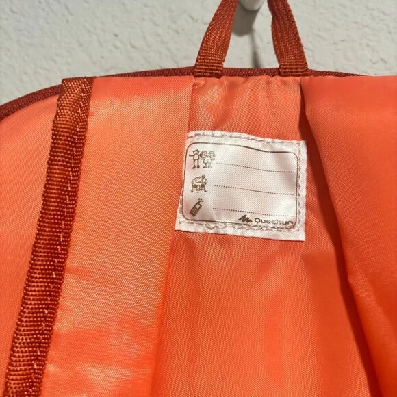 Decathlon Quechua Kids Coral Whit & Orange Printed Outdoor Hiking Backpack Small - Picture 6 of 8